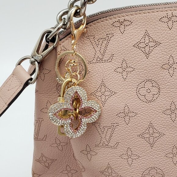 Authentic Louis Vuitton Lock & Key with Unbranded Pink Floral Clover Keychain - Picture 6 of 7
